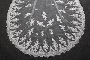 Voile de mariage en dentelle perlé, grande traine de luxe, 3.5M, perles, mariée - Product Image 2