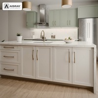 Meubles de cuisine en PVC thermoformé pour villa, design Shaker, aménagement en îlot, boîtes de rangement en panneaux mélaminés et commandes sur mesure