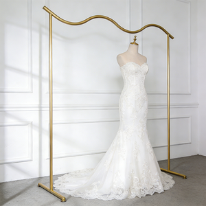 Exhibidores de Ropa de Alta Calidad para Tiendas de Novias, Color Oro Rosa, Exhibidores de Vestidos de Novia, Soportes para Abrigos - Product Image 5