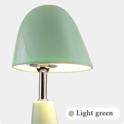 สีเขียวอ่อน