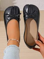 Ballerines personnalisées avec logo pour femmes, chaussures plates noires brillantes à enfiler avec nœud, en cuir PU souple, bout rond, légères, vente en gros
