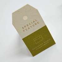 XP-Nouvelle Arrivée Blanc Spécial Papier Swing Tag Vêtements Personnalisés Hangtag Logo En Relief Étiquette Avec Chaîne pour Bijoux Vêtements Sacs