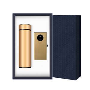 Ensemble <span class=keywords><strong>Cadeau</strong></span> d'Affaires Moderne Personnalisé : Gourde Isotherme 450ml et Batterie Externe 10000mAh – Idéal pour Entreprises, Mariages et Invités - Product Image 4