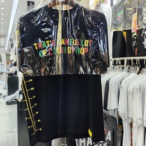 <span class=keywords><strong>T</strong></span>-<span class=keywords><strong>shirt</strong></span> <span class=keywords><strong>de</strong></span> luxe <span class=keywords><strong>de</strong></span> <span class=keywords><strong>marque</strong></span> <span class=keywords><strong>de</strong></span> créateur Street Wear personnalisé en gros, motif 'THAT'S a AWFUL <span class=keywords><strong>LOT</strong></span> of COUGH SYRUP', pour hommes - Product Image 5