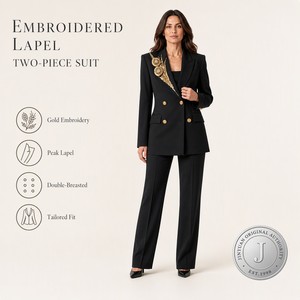 Completo da Donna Nero Doppiopetto <span class=keywords><strong>con</strong></span> <span class=keywords><strong>Blazer</strong></span> Decorato in <span class=keywords><strong>Oro</strong></span>, Revers a Punta, <span class=keywords><strong>Bottoni</strong></span> Dorati e Pantaloni a Gamba Dritta - Ingrosso OEM - Product Image 1