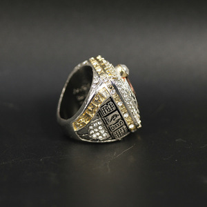 2016 Cleveland Cavaliers <span class=keywords><strong>Championship</strong></span> Knight <span class=keywords><strong>Basketball</strong></span> Ring Custom Fan Edition Memorial Nostalgic Classic Ring - Product Image 2