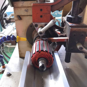Moteur à courant continu à aimant permanent Dp4806 36V et plus pour treuils de voiture, équipement AGV, moteurs personnalisés, non standard - Product Image 1