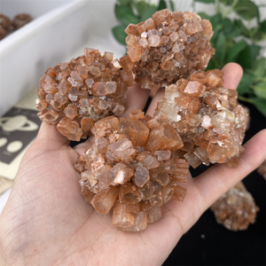 Spécimen minéral d'<span class=keywords><strong>aragonite</strong></span> rouge d'amas de cristal brut de gemme de cristal naturel de haute qualité - Product Image 5