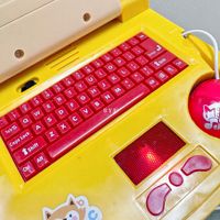 Máquina de aprendizaje de cuaderno de simulación, iluminación bonita, música, Ordenador de dibujos animados, iluminación para niños, juguete de educación temprana
