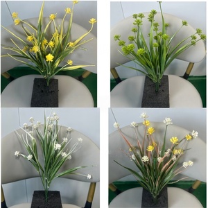 Decorazioni per Recinzioni Estive di Grado B1 Ignifughe e Resistenti ai Raggi UV, Fiori Artificiali per Ville e Decorazioni per Vialetti - Product Image 1