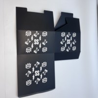 Carpeta de Cartón Rígido Cuadrada Reciclable Hecha a Medida con Laminación Brillante y Grabado en Relieve para Embalaje de Regalos y Manualidades