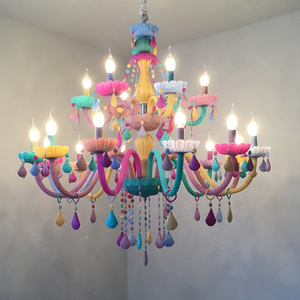 Lustre en cristal <span class=keywords><strong>de</strong></span> style européen Décoration <span class=keywords><strong>de</strong></span> chambre d'enfants Plafond Macarons <span class=keywords><strong>Gabby</strong></span>'s Doll House Lights Suspension - Product Image 6