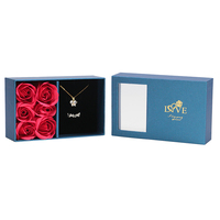 Boîte-cadeau d'emballage de bijoux en forme de fleur de savon rose avec couvercle rigide et base avec fenêtre transparente