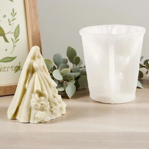 Molde de Silicona para Velas con Forma de Vestido de Novia - Herramienta Ecológica y Desechable para Hacer Velas DIY - Product Image 1