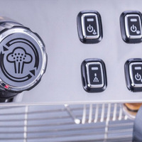 Machine à expresso commerciale entièrement automatique à double tête, réservoir à lait en acier inoxydable, qualité professionnelle, usage domestique, hôtels