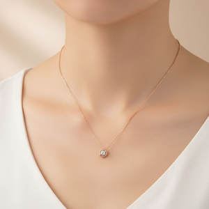 Collier pendentif hexagonal miniature en or rose 18 carats massif, serti d'un diamant naturel, style tendance, bijoux fins exclusifs pour femme, idéal pour un cadeau. - Product Image 1