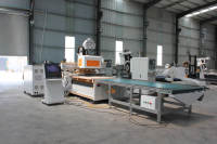 Máquina de Grabado en Madera de Alta Resistencia con 3 Ejes, Precisión de Posicionamiento Repetitivo de 0,305 mm, Solución de Centro CNC ATC para Madera