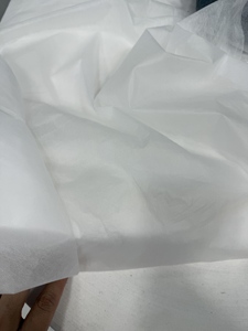 Xinyuying 100% <span class=keywords><strong>cotton</strong></span> mềm thân thiện với môi Trọng lượng nhẹ thoáng khí 100% PP spunbond ưa nước không dệt vải cuộn đồng bằng cho - Product Image 3