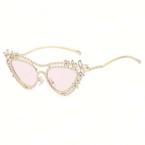 Lunettes de soleil œil de chat pour femme avec logo personnalisé, monture métallique de luxe vintage 2025, protection UV400 et cristaux diamantés - Product Image 5