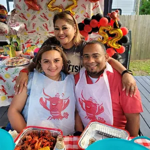 Babadores de plástico descartáveis para restaurantes, avental de jantar com frutos do mar para adultos, babadores estampados personalizados para caranguejos e lagostas