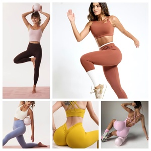 <span class=keywords><strong>Ensemble</strong></span> de yoga sans couture Sheining & Alo pour <span class=keywords><strong>femme</strong></span> – Vente chaude – Polyester/coton respirant et léger – Grandes tailles – Motif uni – Séchage rapide - Product Image 1