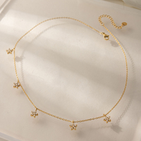 Kalung Choker Lima Bunga Berlapis Emas 18K dari Baja Anti Karat dengan Zirkon Putih untuk Wanita dari J&D Jewelry