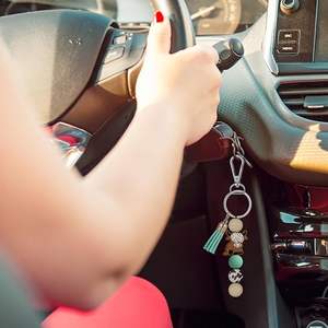 Porte-clés Vache des Highlands en silicone, mignon, cadeau, porte-clés animaux, cadeaux de fête Vache des Highlands pour femmes et hommes, cadeaux porte-clés, voiture, marron - Product Image 6