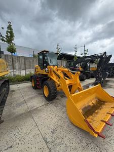Cargadora Frontal Profesional de Uso Pesado Komatsu WA100 Modelo 2012, Alta Eficiencia, Capacidad de 2.56 Toneladas para Minería Municipal - Product Image 3