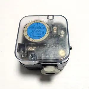 LGW3A2P differential pressure switch LGW 3 A2P air pressure switch 0.4 - 3 mbar for air flue and exhaust gases burner