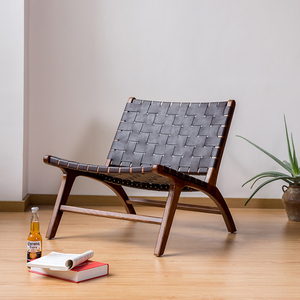 Fauteuil d'appoint en bois massif de style Mid-Century pour patio, avec revêtement en cuir tressé, fauteuil lounge semi-extérieur, canapé de relaxation et de bien-être - Product Image 3