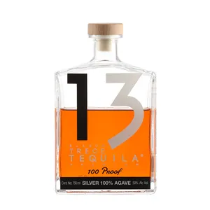 Personnalisé 500ml 750ml Transparent Carré Flint Verre Liqueur Bouteille pour Vin Whisky Vodka Tequila XO avec Liège
