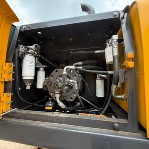 Excavatrice d'<span class=keywords><strong>occasion</strong></span> robuste et économique de 29 tonnes, type chenille hydraulique, Volvo EC290 d'<span class=keywords><strong>occasion</strong></span> pour l'exploitation minière - Product Image 3