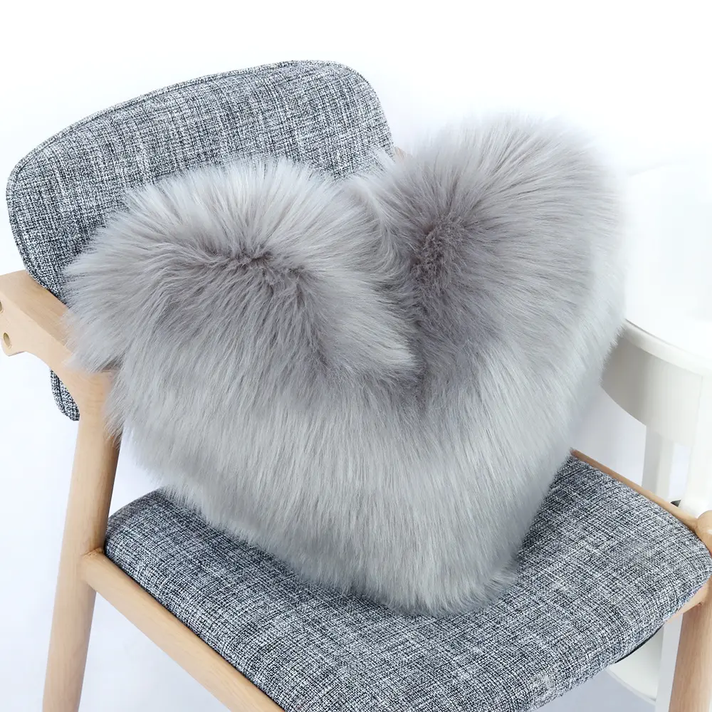 High Quality Love Heart Long Hair Fluffy Woolen Faux Fur Throw Pillow Case Cushion Cover