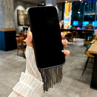 Coque de téléphone de luxe brillante avec pendentif à pampilles en strass et cristaux pour iPhone 17 Pro Max 16 15 14 13, avec cadre plaqué et protection intégrale