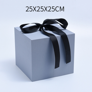 Bán Nóng Tùy Chỉnh Sang Trọng Bán Buôn Tông Giấy Floral Trang Trí Hộp Hoa Vuông - Product Image 3