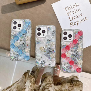 17Pro Max Women's Full Diamond Rose <span class=keywords><strong>para</strong></span> <span class=keywords><strong>iPhone</strong></span> 15 Funda de silicona creativa y personalizada <span class=keywords><strong>para</strong></span> <span class=keywords><strong>iPhone</strong></span> 14 y 13 hecha de TPU - Product Image 3
