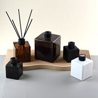 Verre d'aromathérapie pour bouteille diffuseur Reed 100ml vide 200ml emballage personnalisé bouteille diffuseur 50ml avec bouchon à vis quantité minimale de commande 100 pièces