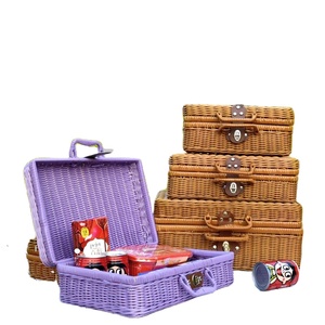 Huangtu Panier Cadeau handmade nature Christmas rattan wholesale wicker custom picnic gift basket hamper with lid storage box