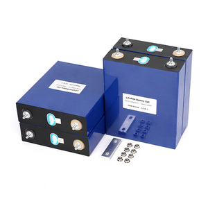 Celda de Batería Prismática Recargable de LiFePO4 de 3.2V 228Ah CATL, Ultra Segura, Estable y de Ciclo de Vida Súper Largo - Product Image 1