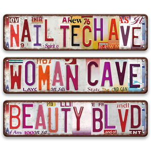 Décoration murale en métal long et assemblé avec texte 'Nail Tech Have Woman Cave Beauty Blvd' - Product Image 1