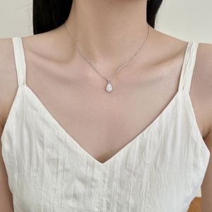 Collier de mariage Dylam en forme de goutte d'eau pour la mariée et les demoiselles d'honneur, pendentif simple en zircone cubique 5A, collier de mariée pour la fête de mariage - Product Image 4