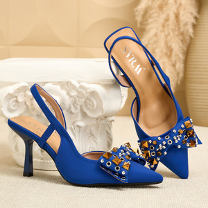 Xuanhui Eleganti Scarpe Nere con Borchie e Fiocco, Tacchi a Spillo da 8 cm, Punta Affusolata, Stile Punk Rock <span class=keywords><strong>per</strong></span> Feste e Cerimonie - Product Image 2
