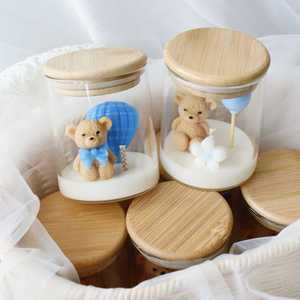 Vela Aromática de Cera de Soya con Forma de Oso Hecha a Mano, Linda Vela Artística en Frasco de Vidrio con Tapa de Madera para Decoración del Hogar - Product Image 1