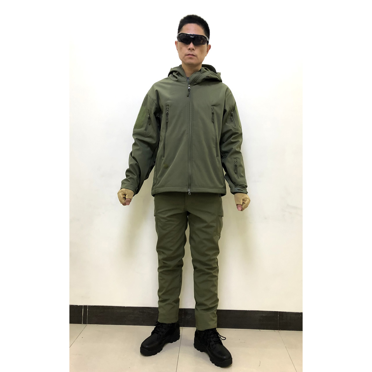 สีเขียว