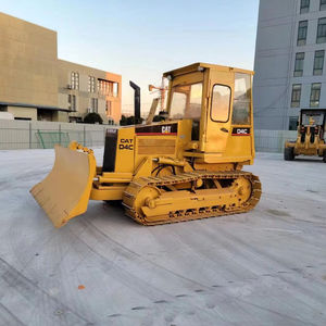 รถแทรกเตอร์ตีนตะขาบ Caterpillar D4C มือสอง สภาพดี ราคาถูก รถดันดิน CAT D4C เครื่องจักรก่อสร้าง - Product Image 1