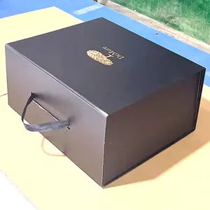 Kotak kemasan Magnet lipat besar kustom dengan kotak hadiah pernikahan pakaian magnetik