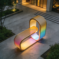 Lumière paysagère LED RGB à double cadre moderne (acier inoxydable + acrylique perforé) IP65 étanche pour éclairage commercial de place publique
