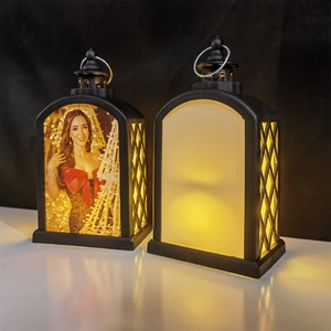 Almacén de China Regalo de <span class=keywords><strong>Navidad</strong></span> Linterna Tablero DE FOTOS Caja de música Santa Calcetín <span class=keywords><strong>Grinch</strong></span> Tazas Llaveros Regalo de <span class=keywords><strong>Navidad</strong></span> para niños y familias - Product Image 4
