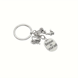 Portachiavi Cheerleader con Ciondolo 'Believe <span class=keywords><strong>in</strong></span> Yourself', Tag Metallico Ispirazionale, Pendente a Forma di Megafono, Decorazione per Borsa, Mini Regali per Cheerleader - Product Image 5