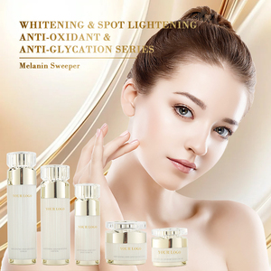 Ensemble visage anti-âge blanchissant de luxe OEM personnalisé, protection antioxydante, atténuation du mélasma, des taches solaires, anti-glycation pour la peau - Product Image 3